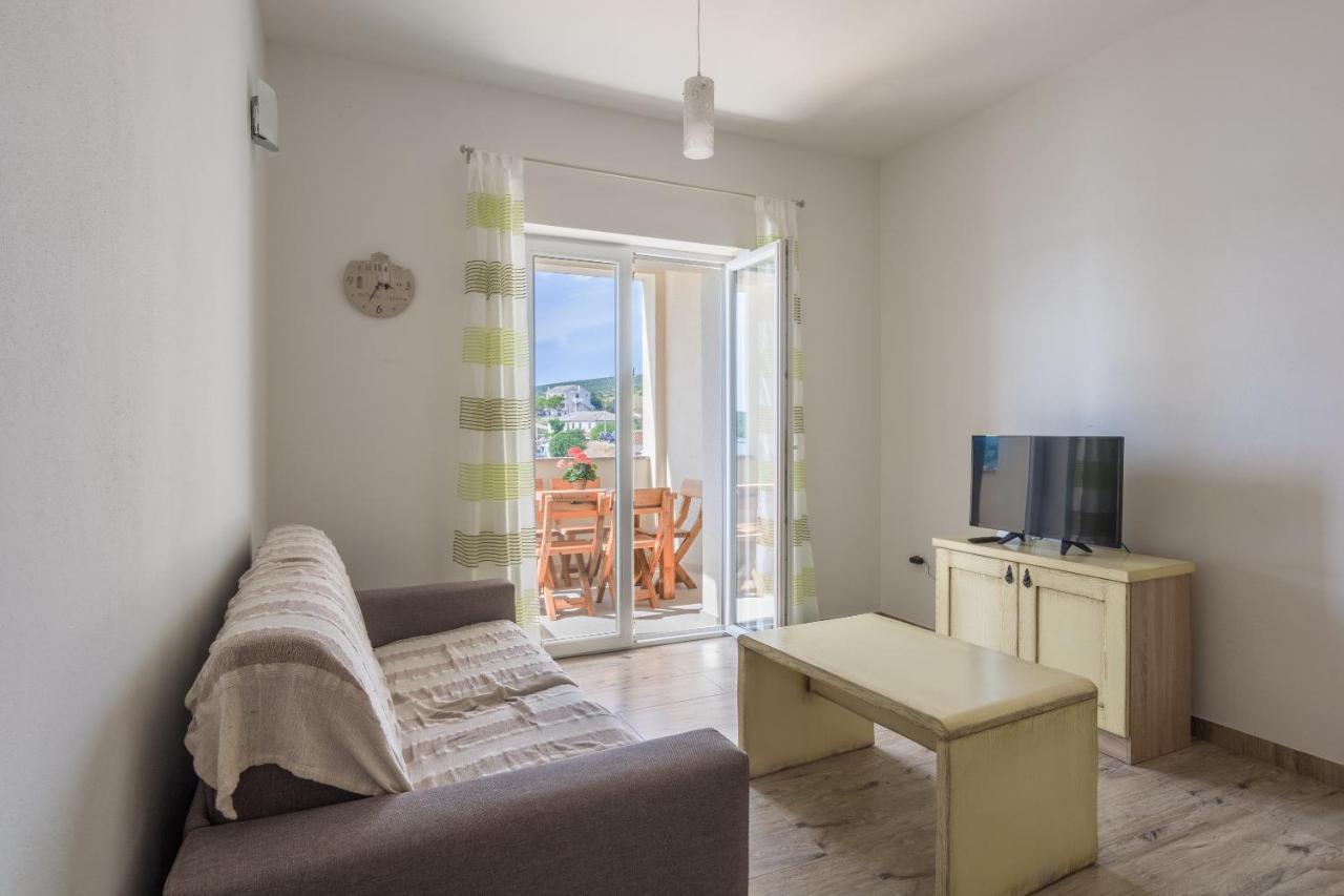 Apartments By The Sea Simuni, Pag - 18386 Kolan Exterior foto